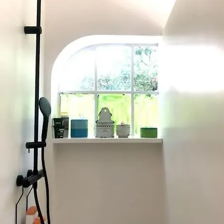 Дом отдыха Duplex With Vintage Decor, Private Garden Terrace